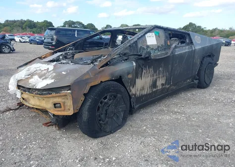 2024 Tesla Cybertruck Cyberbeast from USA, damaged, VIN 7G2CEHEE9RA021133